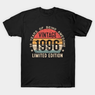 28th Birthday 28 Years Old Man Woman Vintage 1996 T-Shirt